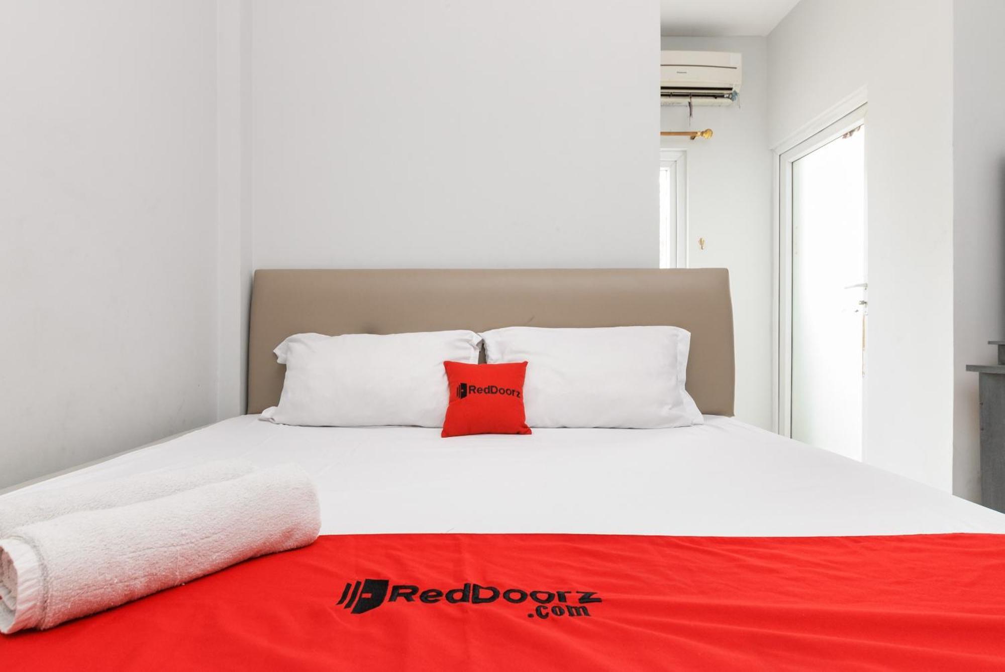 Reddoorz Near Mandaya Royal Hospital Puri Ξενοδοχείο Τάνγκερανγκ Εξωτερικό φωτογραφία